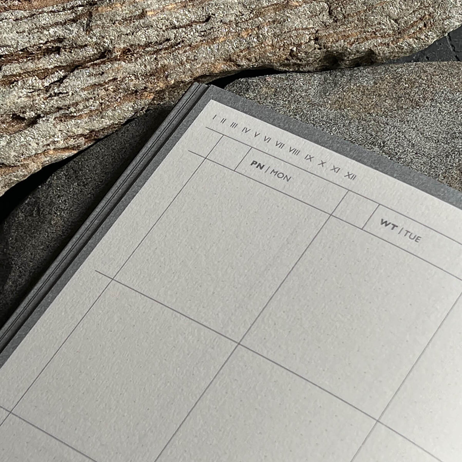 Planner niedatowany – Jostedalsbreen, Curated Paper, papierniczy design