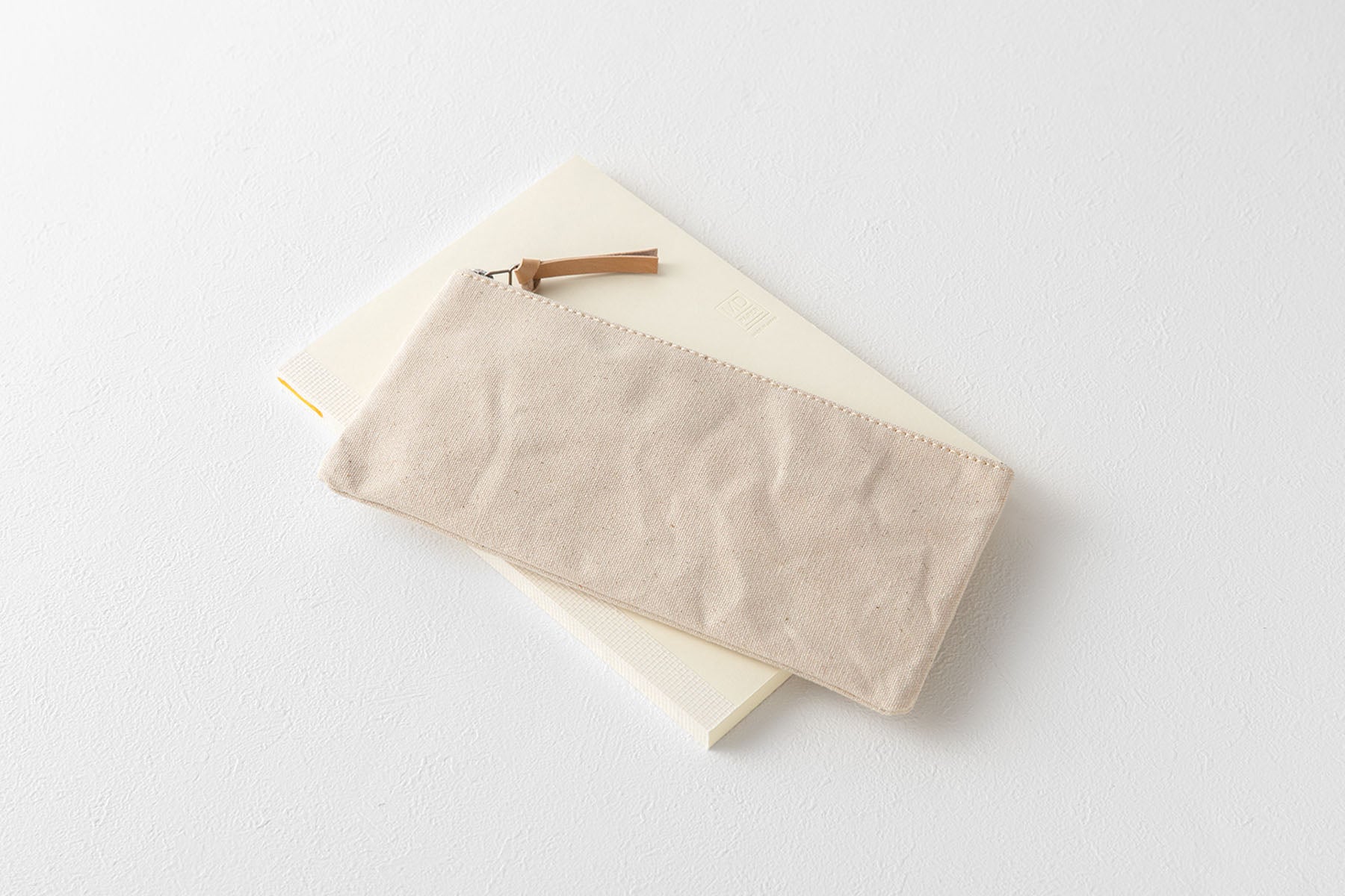 Midori Pencase Kurashiki Canvas, Midori, stationery design