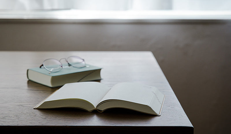 Diary hibino 2026 – gray, Midori, stationery design