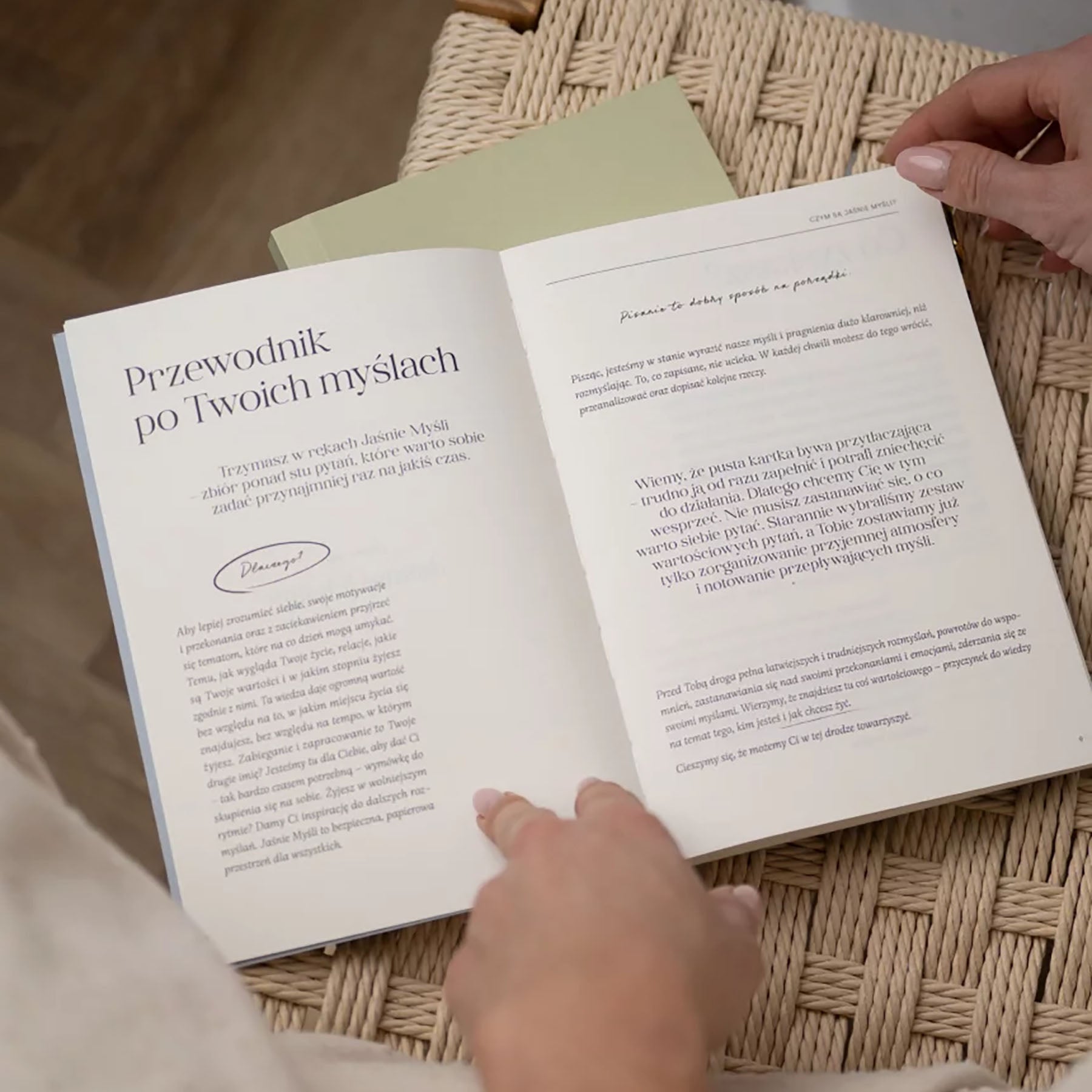 Dziennik Jaśnie Myśli – różowy, Jaśnie Plan, papierniczy design