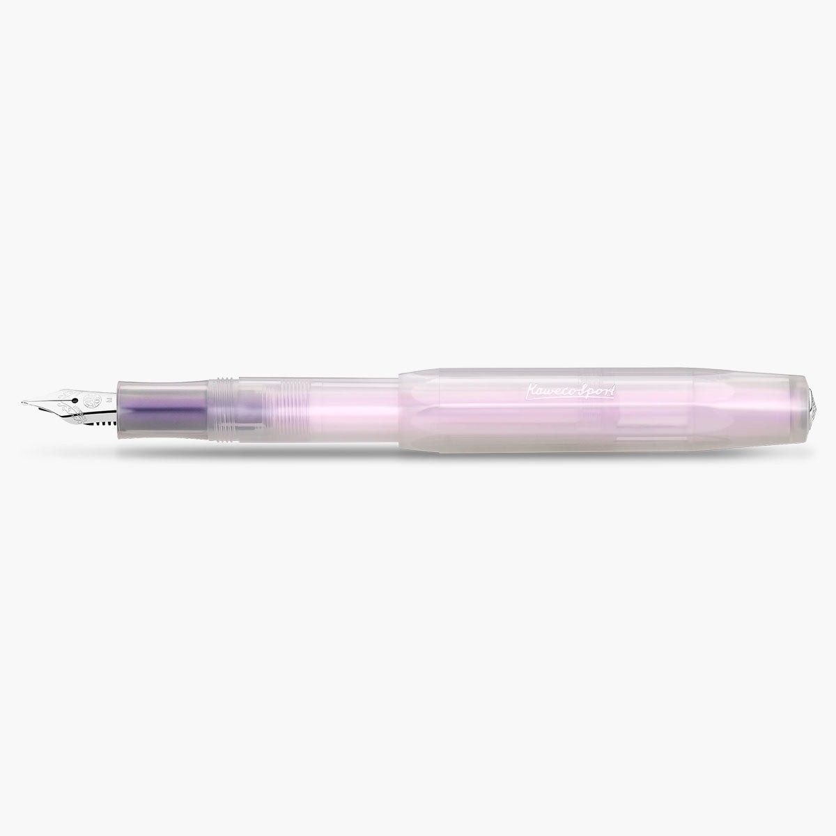 Pióro wieczne Kaweco Lunar Sport Light Blue z fioletowo-różowym połyskiem  ze srebrną stalówką i napisem Kaweco Sport.