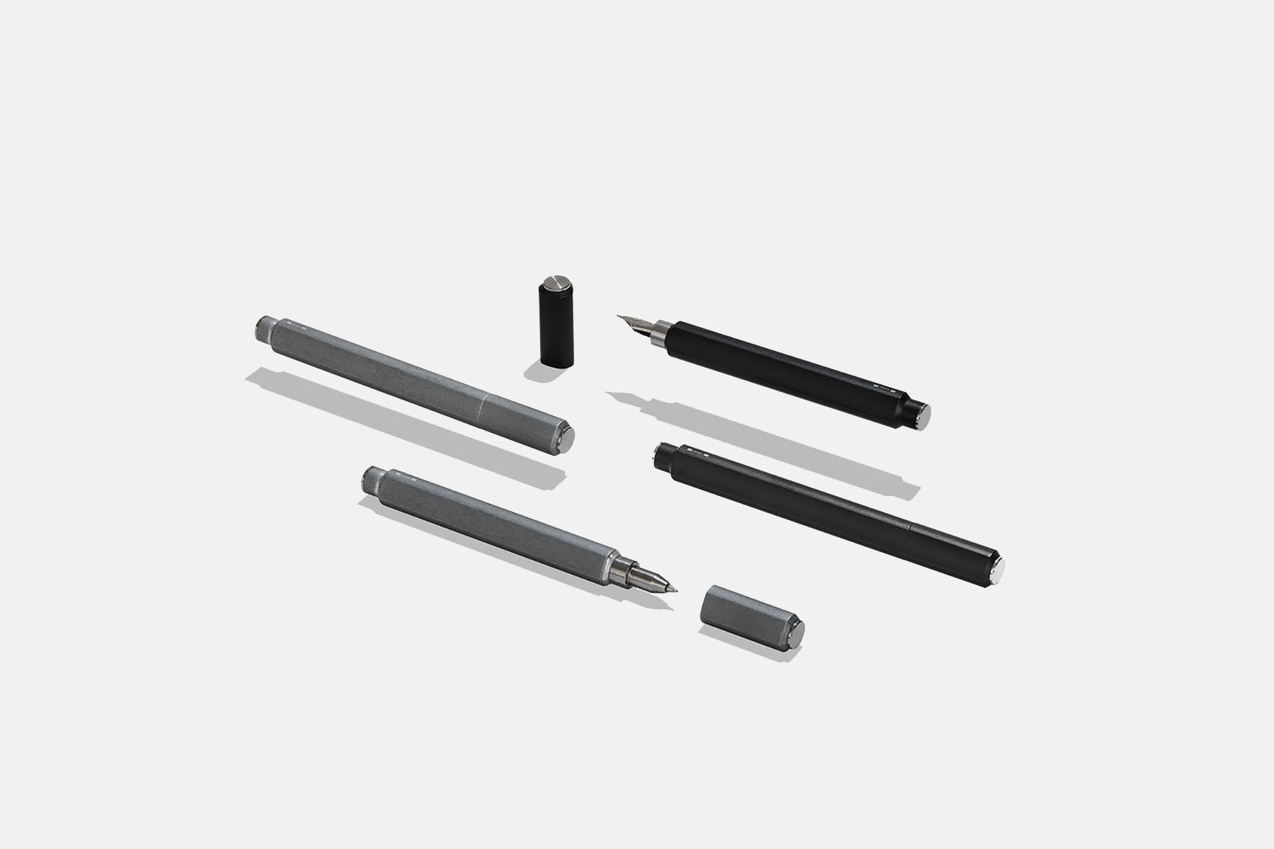 Aluminiowe pióro wieczne z magnetycznym zamknięciem – czarne, before breakfast, domowe biuro, designerskie artykuły biurowe