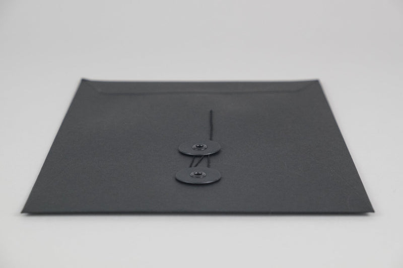 BLACK ENVELOPES WITH BUTTONS C5 (16.2 x 22.9 cm) – Set of 10 – PAPIERNICZENI