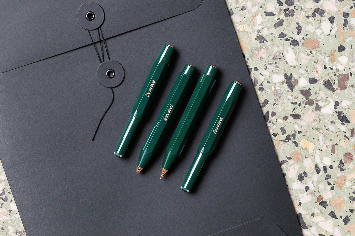 Kaweco Sport Classic Green Füllfederhalter: Mit Feiner Feder (F) & Goldclip – Nostalgisches Design